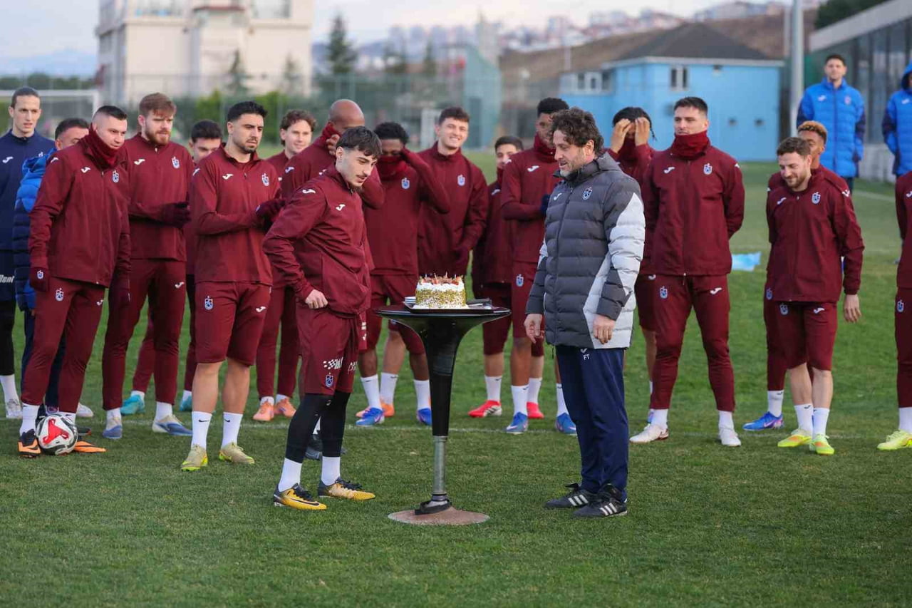 TRABZONSPOR, TRENDYOL SÜPER LİG'İN 20'NCİ HAFTASINDA OYNAYACAĞI ANTALYASPOR MAÇI HAZIRLIKLARINA...