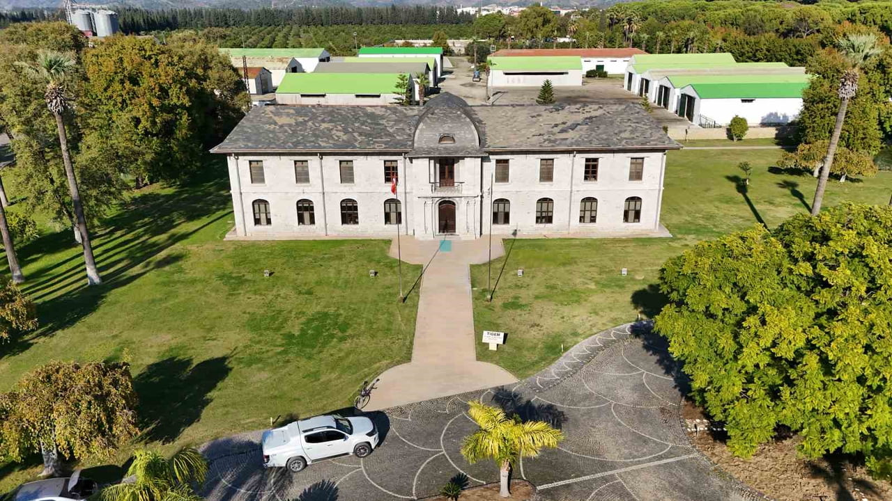 ‘TREN GARI' OLARAK BİLİNEN YAPININ AV KÖŞKÜ OLDUĞU ORTAYA ÇIKTI