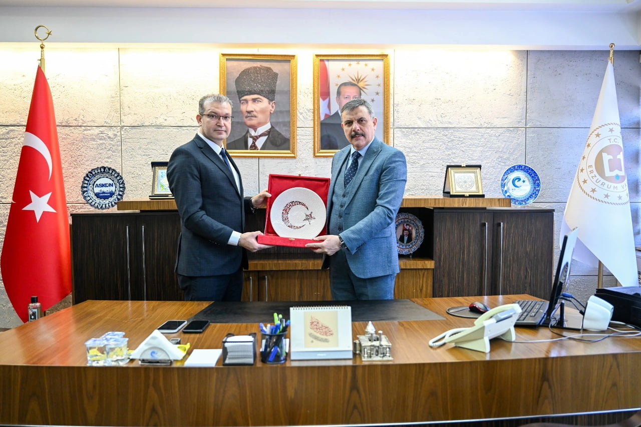 TÜRK SİLAHLI KUVVETLERİNİ GÜÇLENDİRME VAKFI ERZURUM BÖLGE TEMSİLCİSİ E. ALB. AHMET AVCI, VALİMİZ...