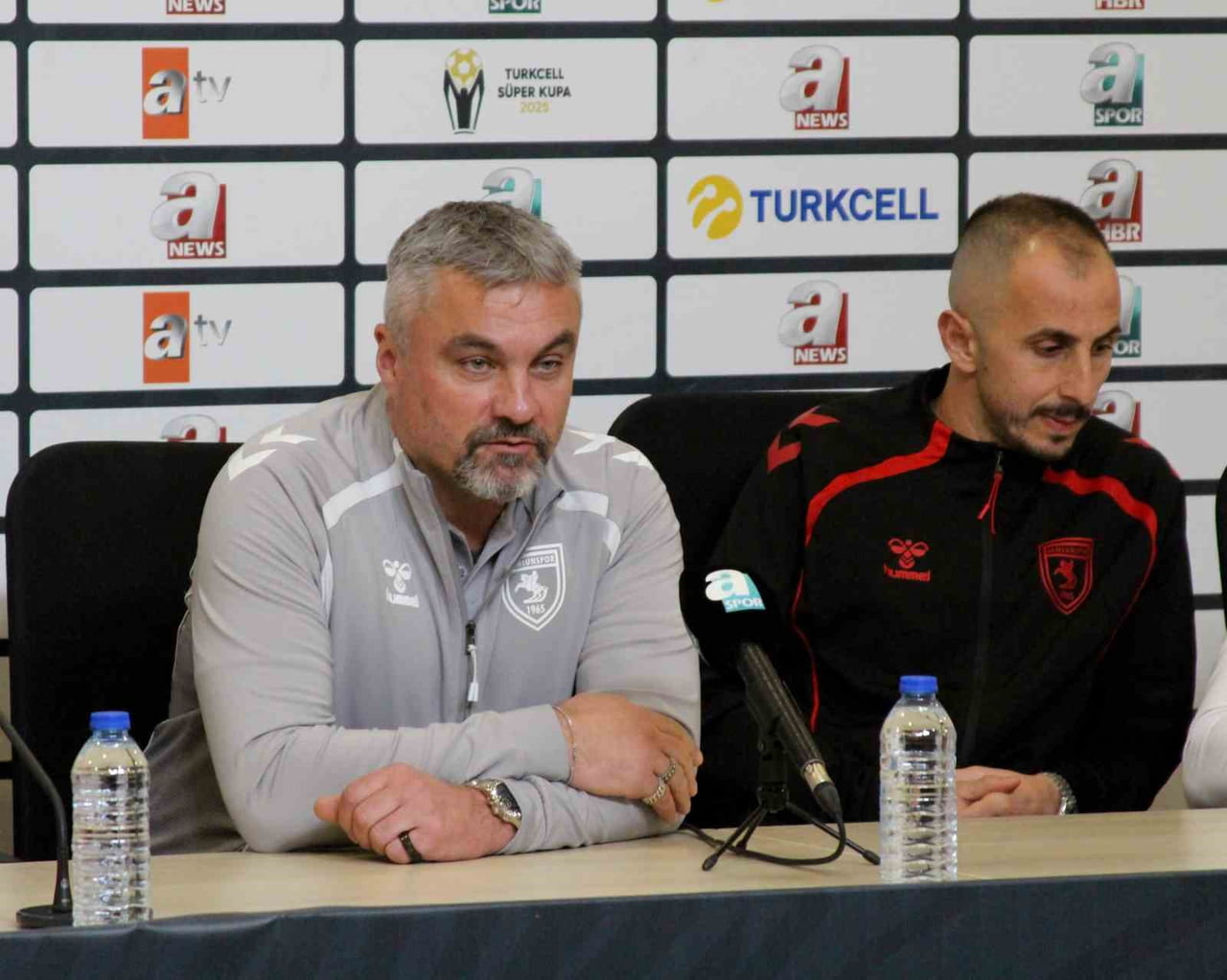 TURKCELL SÜPER KUPA YARI FİNAL MAÇI ÖNCESİ AÇIKLAMALARDA BULUNAN SAMSUNSPOR TEKNİK DİREKTÖRÜ...