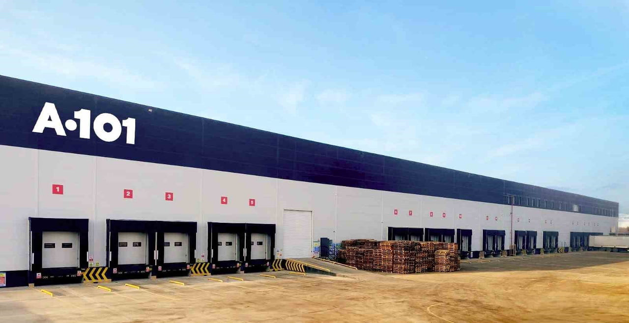 TÜRKİYE'NİN 81 İLİNDEKİ 13 BİNİ AŞKIN MAĞAZASIYLA PERAKENDE SEKTÖRÜNÜN ÖNDE GELEN ZİNCİRLERİNDEN...