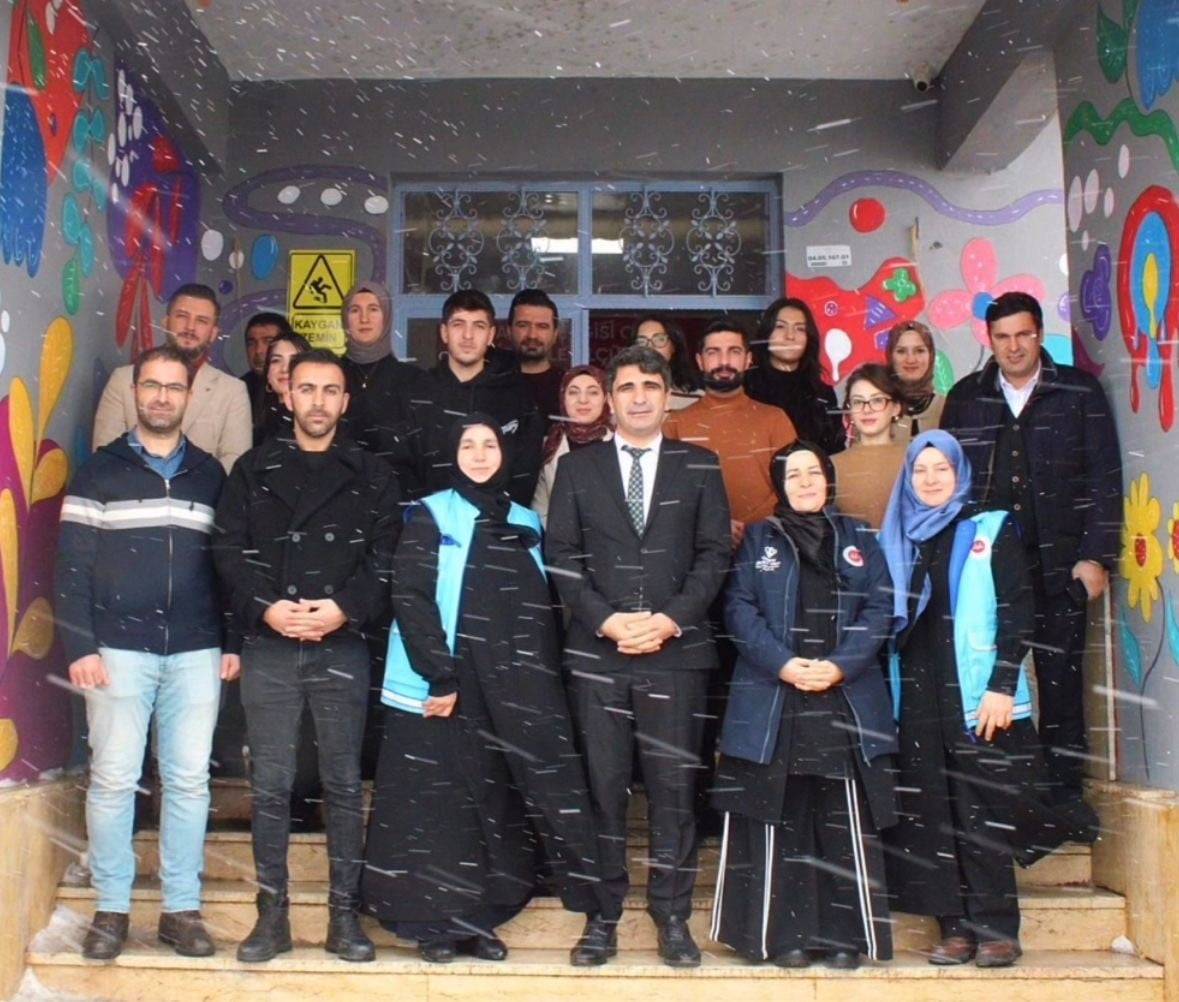 TÜRKİYE DİYANET VAKFI GÖLBAŞI ŞUBESİ TARAFINDAN HAYIRSEVERLERİN DESTEĞİYLE AĞRI’NIN HAMUR İLÇESİNE...