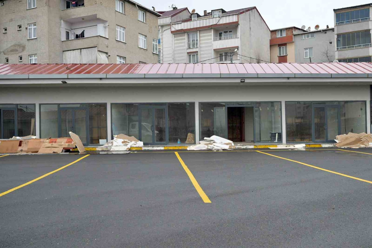 TÜRKİYE’NİN İLK İLÇE BAZLI 112 KOMUTA MERKEZİ, İSTANBUL’UN ESENYURT İLÇESİNDE KURULUYOR....