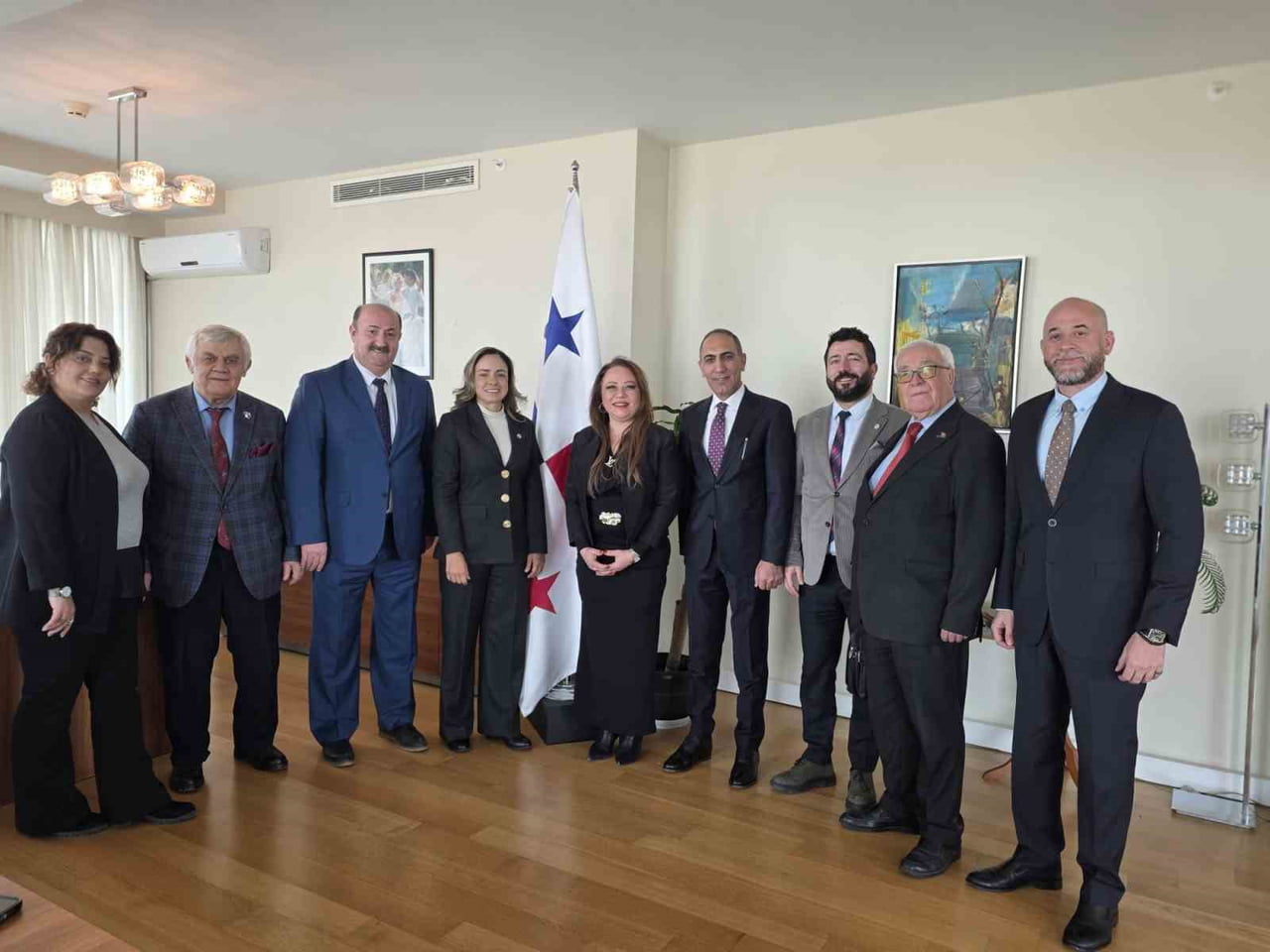 TÜRKİYE-PANAMA İLİŞKİLERİNDE İŞ BİRLİĞİ MESAJI