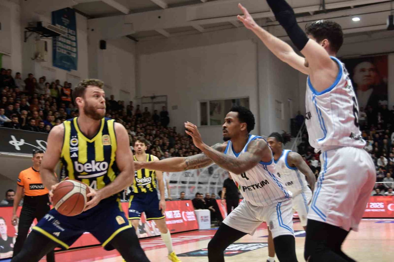 TÜRKİYE SİGORTA BASKETBOL SÜPER LİGİ'NİN 17 . HAFTASINDA FENERBAHÇE BEKO, DEPLASMANDA ALİAĞA...
