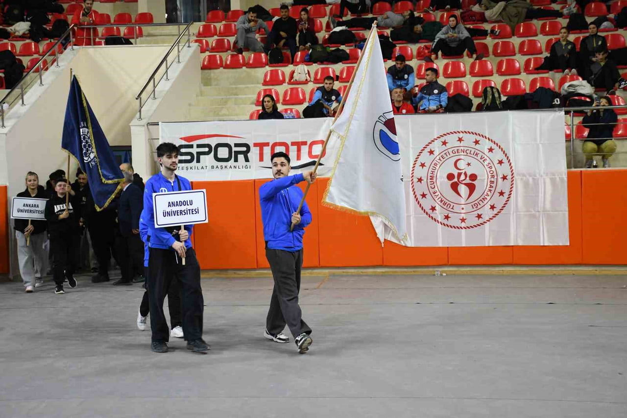 TÜRKİYE ÜNİVERSİTE SPORLARI FEDERASYONU ORGANİZASYONUNDA, BURDUR MEHMET AKİF ERSOY ÜNİVERSİTESİ EV...