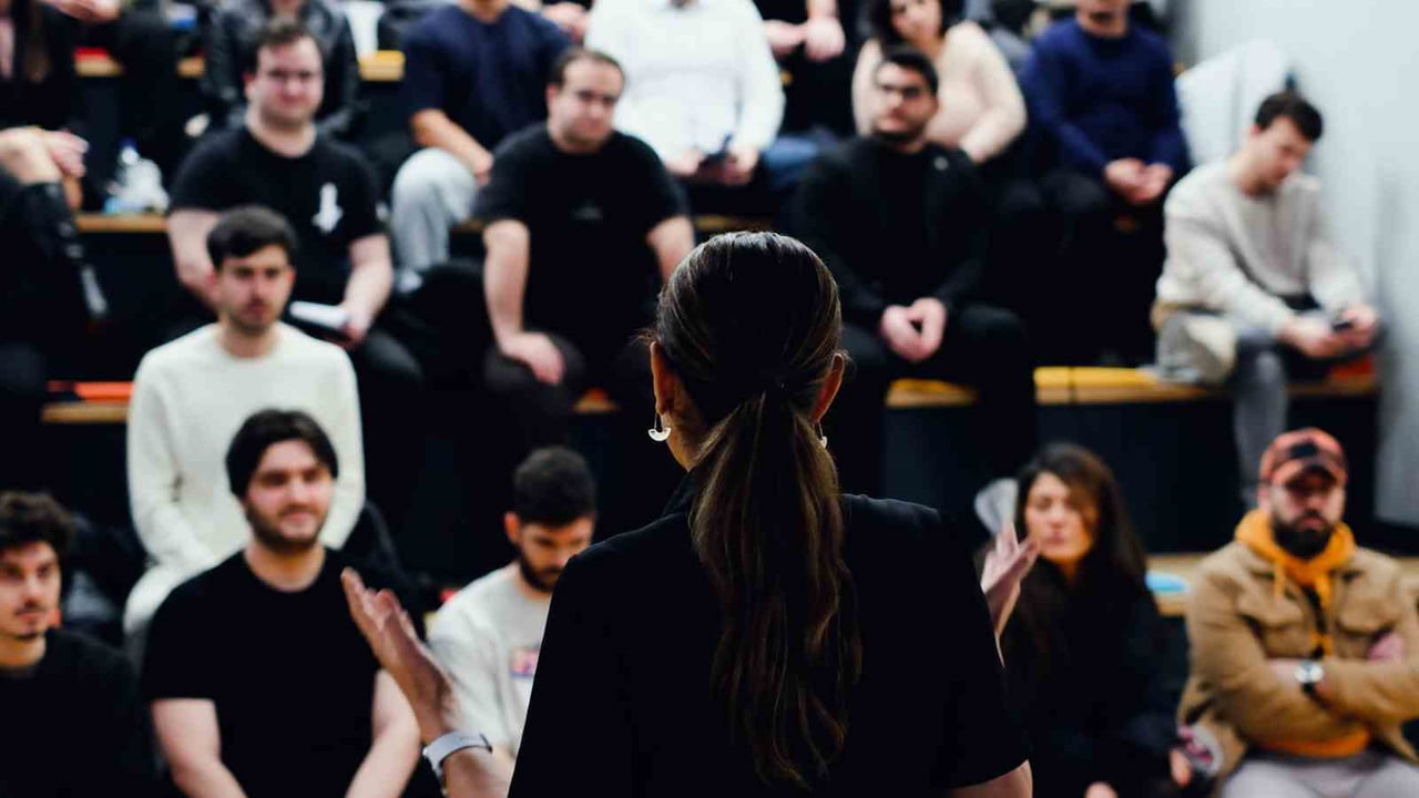 TURKNET, GENÇ VE TEKNOLOJİ ODAKLI KULLANICILARI BİR ARAYA GETİREN ‘GİGACREW’ ELÇİLİK PROGRAMINI...