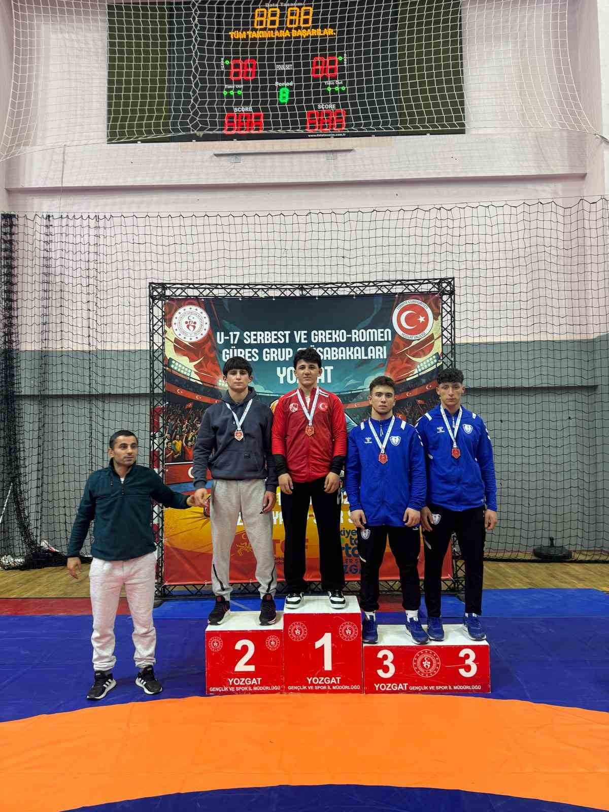 U17 YILDIZ ERKEKLER SERBEST GÜREŞ GRUP ŞAMPİYONASI, 14-16 OCAK 2026 TARİHLERİ ARASINDA YOZGAT’TA...