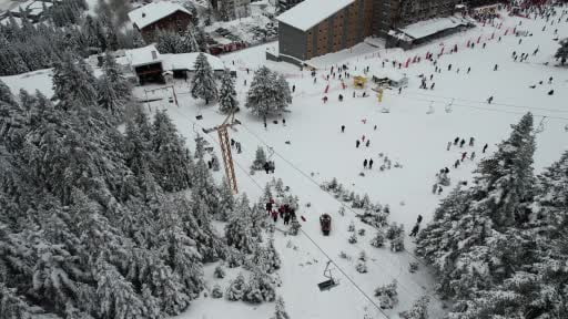 Uludağ'da telesiyej arızası: Mahsur kalan tüm tatilciler kurtarıldı