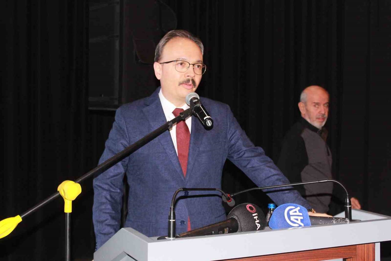 VALİ KEMAL KIZILKAYA, BİLGİNİN GÖNÜLLE, OKUMANIN SORUMLULUKLA, SPORUN DAYANIŞMAYLA BULUŞTUĞU SON...