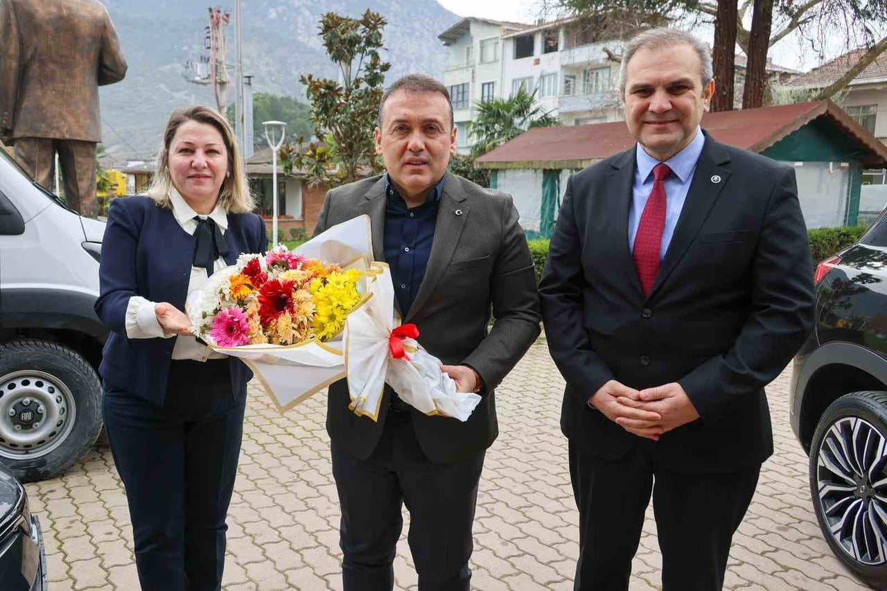 VALİ SÖZER, BAYIRKÖY BELEDİYESİNDE İNCELEMELERDE BULUNDU
