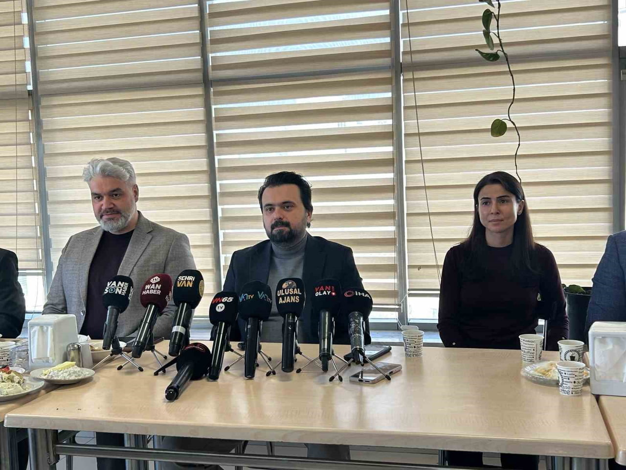 VAN İL SAĞLIK MÜDÜRÜ OP. DR. MUHAMMED TOSUN, KENTTE YAPIMI SÜREN VAN ŞEHİR HASTANESİ’NİN 2028...