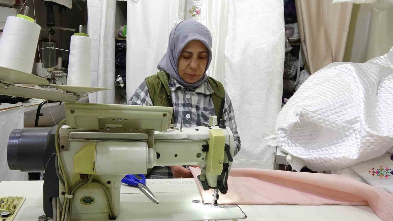 VERESİYE ALDIĞI MAKİNELERLE KENDİ İŞİNİ KURDU