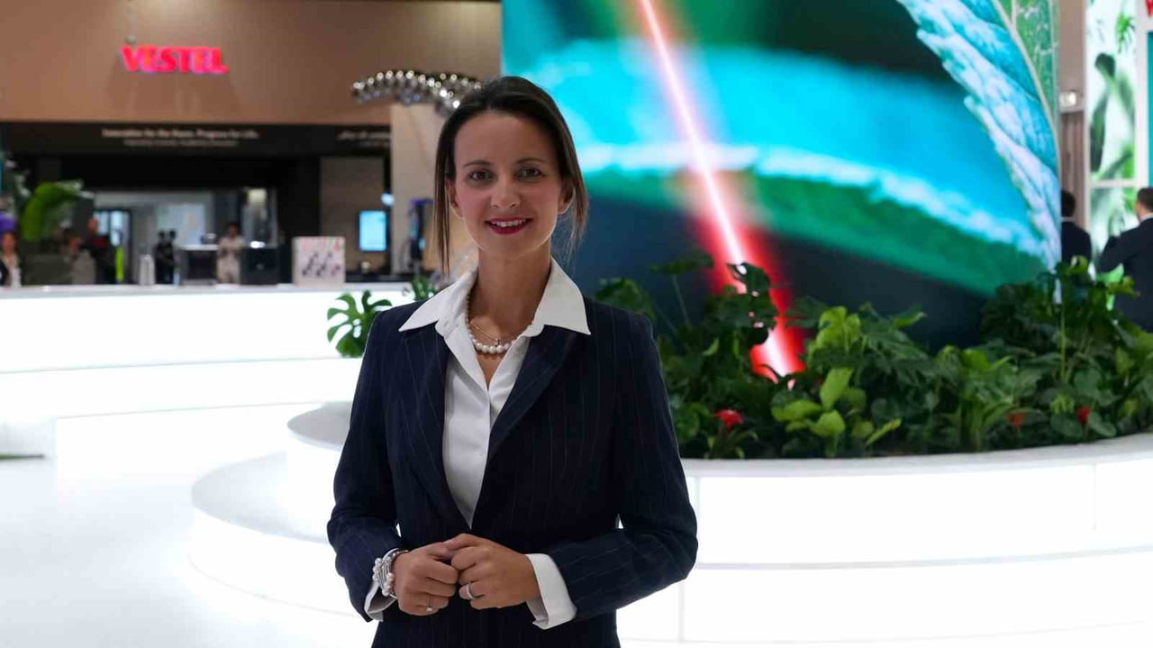 VESTEL GLOBAL PAZARLAMA & YURT İÇİ SATIŞ GENEL MÜDÜRÜ DUYGU BADEM UYLUKÇUOĞLU