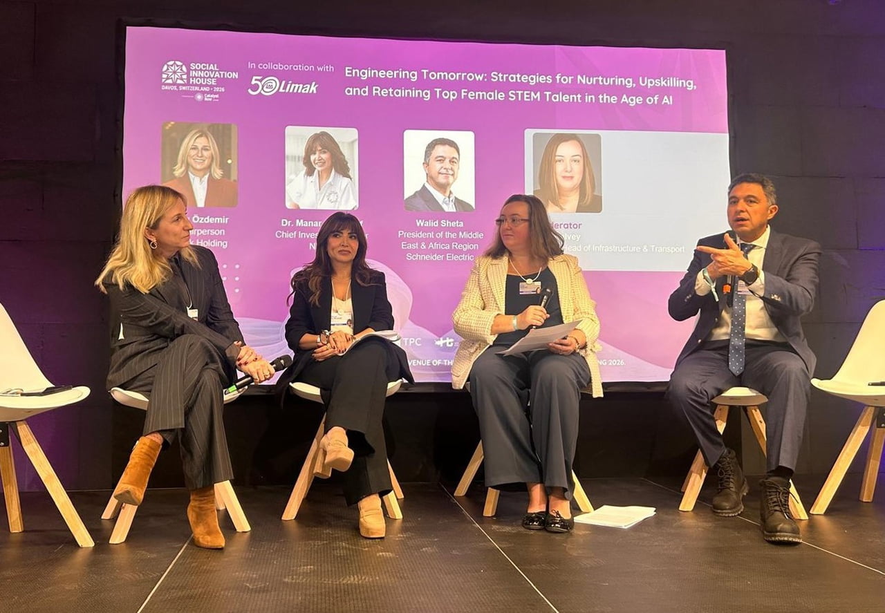 ‘YARINI İNŞA ETMEK’ (ENGİNEERİNG TOMORROW) BAŞLIKLI PANEL YAPILDI