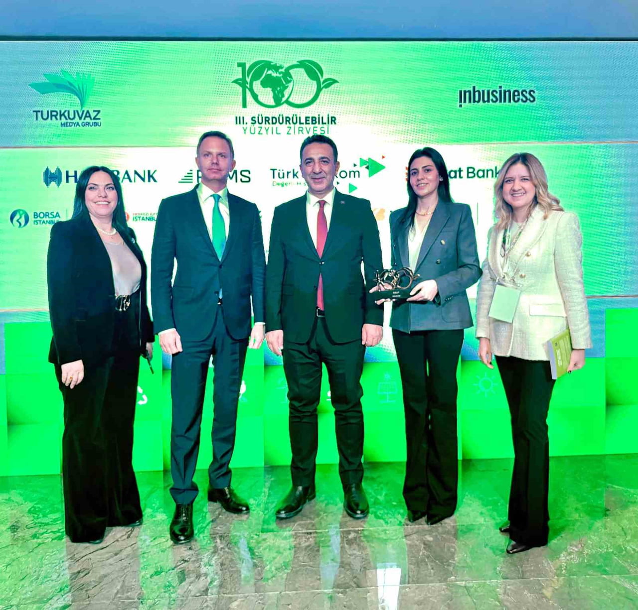 YENİ NESİL GERİ DÖNÜŞÜM TEKNOLOJİLERİ ALANINDA FAALİYET GÖSTEREN RE&UP, TEKSTİL ENDÜSTRİSİNDE...