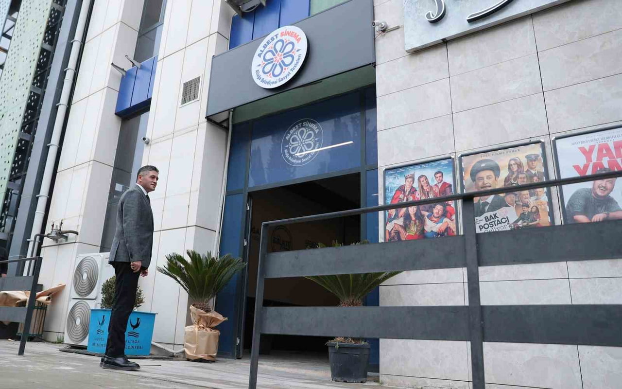 YENİLENEN ALBEST SİNEMA SALONLARININ AÇILIŞI, ALİAĞA BELEDİYE BAŞKANI SERKAN ACAR TARAFINDAN...