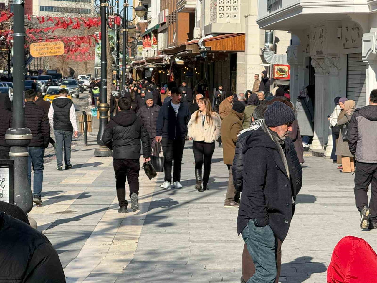 YERLİ VE YABANCI TURİSTLER, 33 MEDENİYETİN İZİNİ TAŞIYAN DİYARBAKIR’A KIŞ AYLARINDA DA İLGİ...