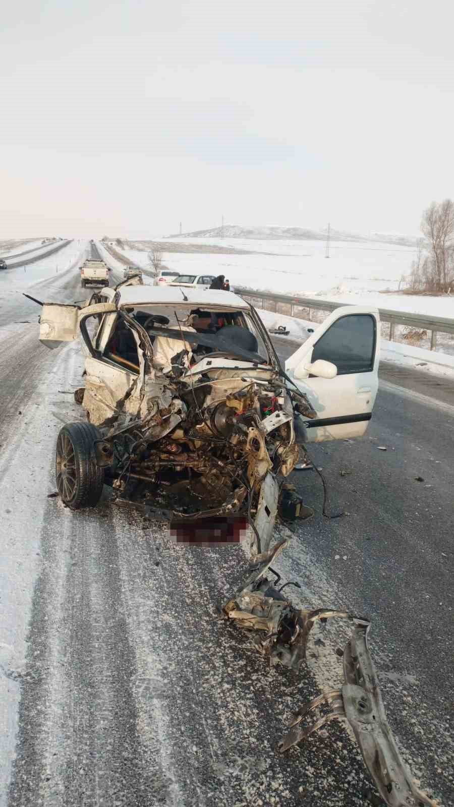 YOZGAT’IN SORGUN İLÇESİNDE ZİNCİRLEME KAZA MEYDANA GELDİ.-