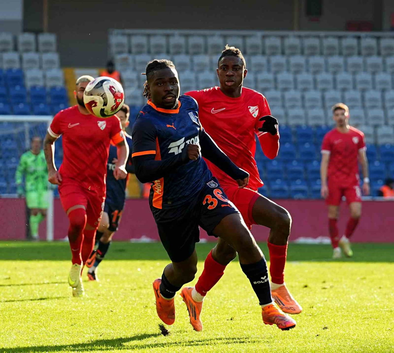 ZİRAAT TÜRKİYE KUPASI A GRUBU İKİNCİ MAÇINDA RAMS BAŞAKŞEHİR, BOLUSPOR’U KONUK EDİYOR. MÜCADELENİN...