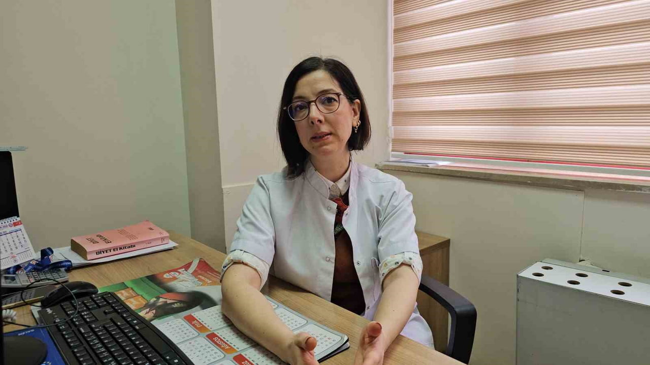 ZONGULDAK BÜLENT ECEVİT ÜNİVERSİTESİ (BEUN) HASTANESİ UZMANLARINDAN FUNDA KASAPOĞLU, YÜKSEK...