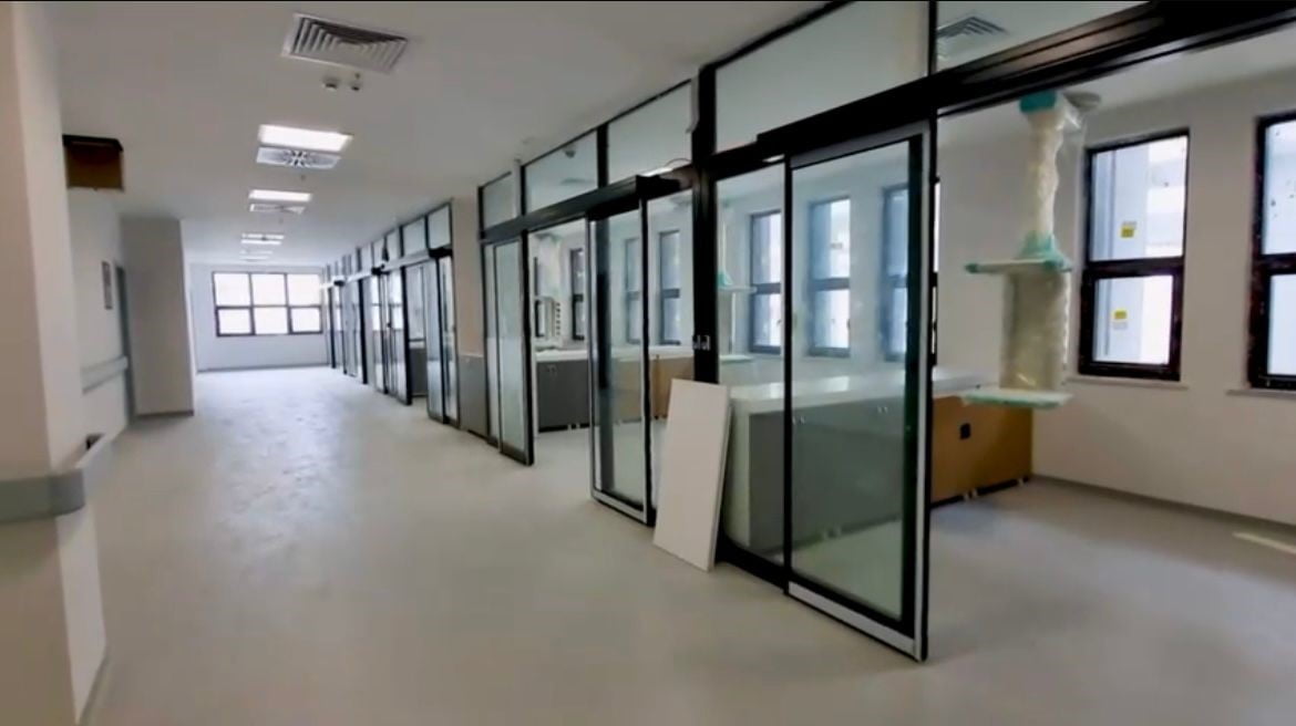 ZONGULDAK (İHA) - ALAPLI İLÇESİNDE, BÖLGENİN ARTAN SAĞLIK İHTİYACINI KARŞILAMAK AMACIYLA YÜKLENİCİ...