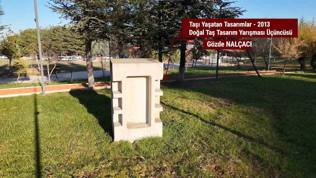 BİLECİK ŞEYH EDEBALİ ÜNİVERSİTESİNDE (BŞEÜ) DOĞAL TAŞIN SANATLA BULUŞMASI, MERKEZ KAMPÜSÜNDE...