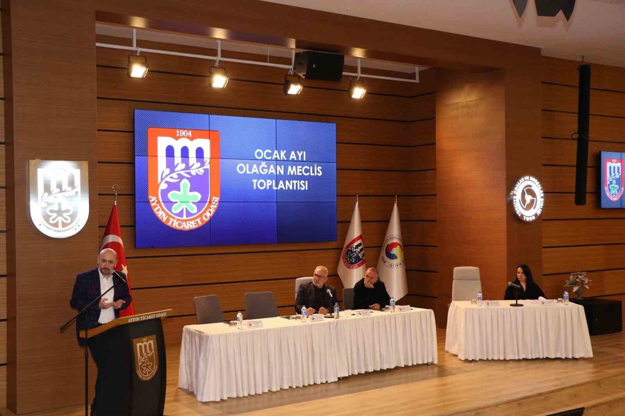 CUMHURBAŞKANI RECEP TAYYİP ERDOĞAN’IN AYDIN ZİYARETİNDE ÇILDIR HAVALİMANI’NIN TİCARİ UÇUŞLARA...