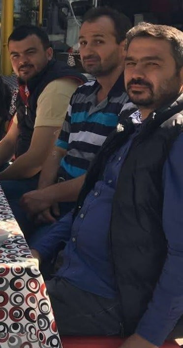 DENİZLİ’DE BİR EVİN BALKONUNDA KORNİŞ MONTAJI YAPTIĞI SIRADA DENGESİNİ KAYBEDEN İŞÇİ DÜŞEREK OLAY...