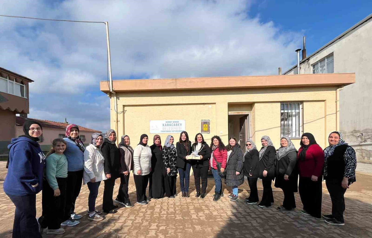 YILDIRIM BELEDİYESİ, HAYATIN HER ALANINDA DESTEKLEDİĞİ KADINLARA YÖNELİK YENİ BİR ÇALIŞMAYI DAHA...